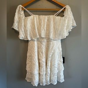 NWT LULUS SIZE SMALL OFF THE SHOULDER DRESS